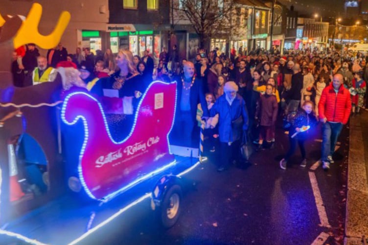 Huge crowds lined Fore Street to celebrate the Saltash Christmas lights Switch On