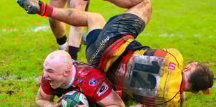 Pirates cement fourth with home bonus-point victory