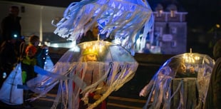 Looe shines bright as town welcomes festive season