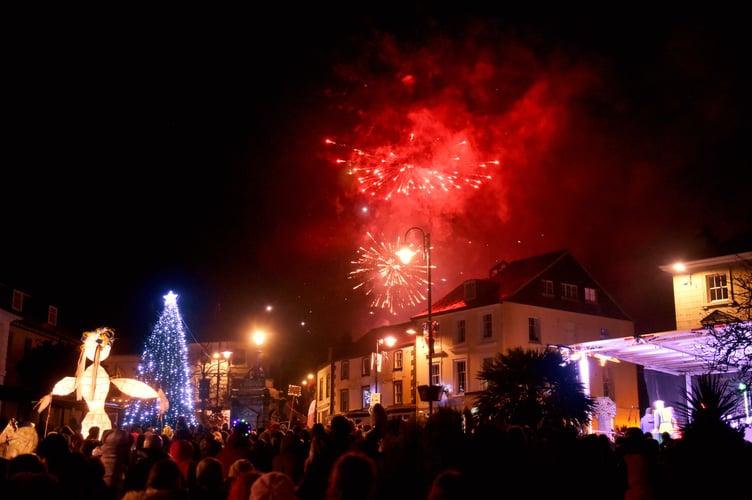 Fireworks light up the sky as crowds gathered on Liskeard's parade for their annual Lights Up proceedings. (Picture: Jon Harris Photography)