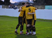 Rapson and Rowe keep Torpoint's title charge on track