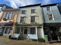 Shop in Liskeard town centre sells at auction