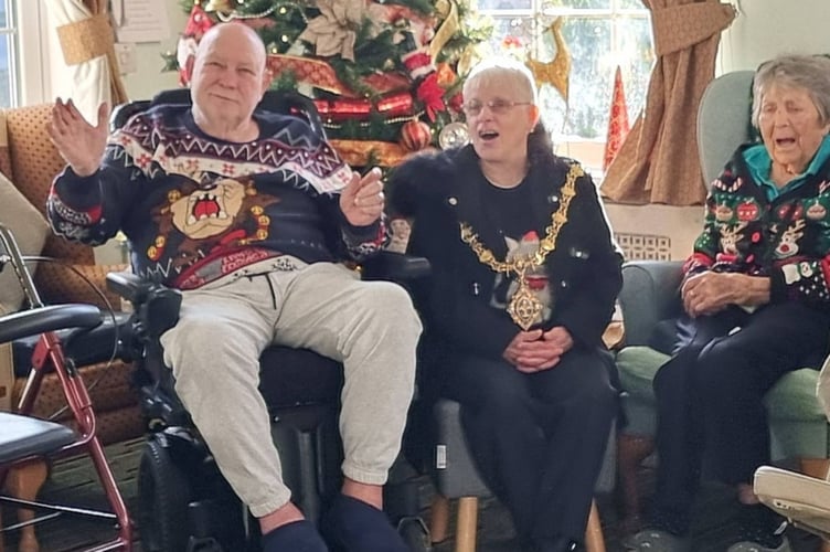 Liskeard Mayor Cllr Christina Whitty has been out visiting thw town's various nursing homes ahead of the Christmas period