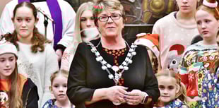 Mayor’s charity fund supports Cornerstone Church at carol service