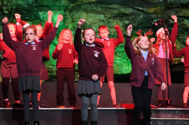 Hands up if you're having a good time this Christmas