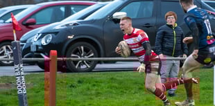 Brown's late long-range penalty ends Saints' superb unbeaten run