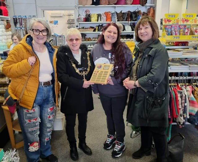 Winner crowned in Christmas window contest