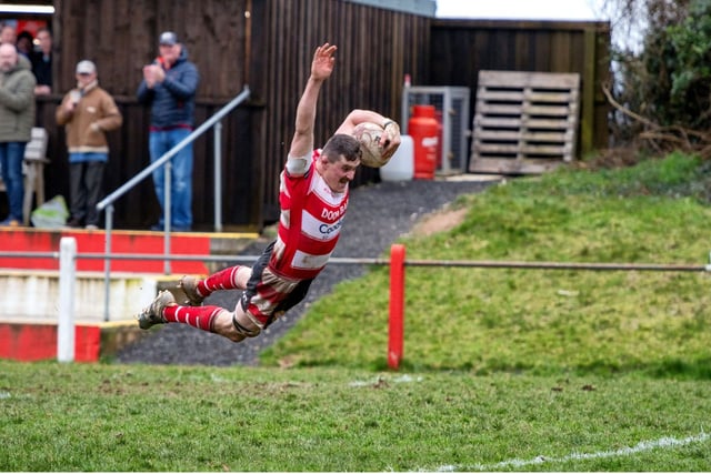 Saints remember Widger with huge home victory