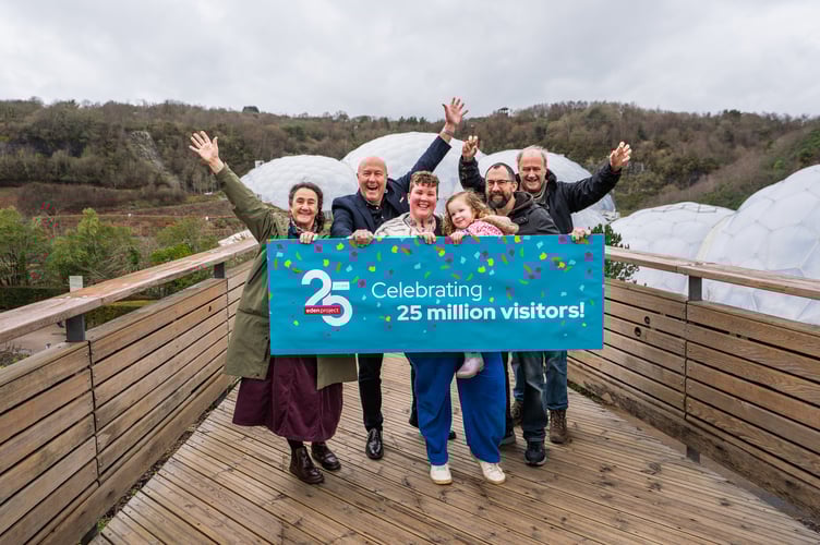 25 million visitors rob-donald-5.