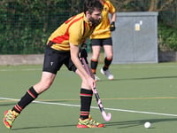 Dominant win for the league leaders