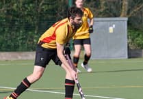 Dominant win for the league leaders