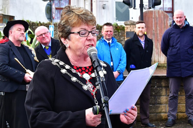 Torpoint Mayor, Cllr Julie Martin addresses those who gathered in Sparrow Park to celebrate Commonwealth Day