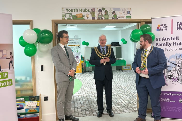 The Mayor of St Austell, Cllr Colin Hamilton, cut the ribbon to officially open the town’s hub. 
