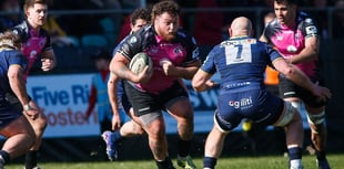 Play-off chasing Pirates soundly beaten by high-flying Worcester