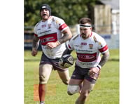 Camborne ease to victory to close in on league title