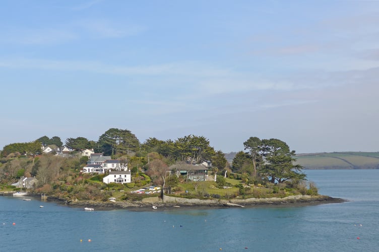 Restronguet Point (Picture: Wiki Commons/Tim Green)