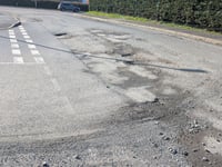 Councils warned over pothole repairs