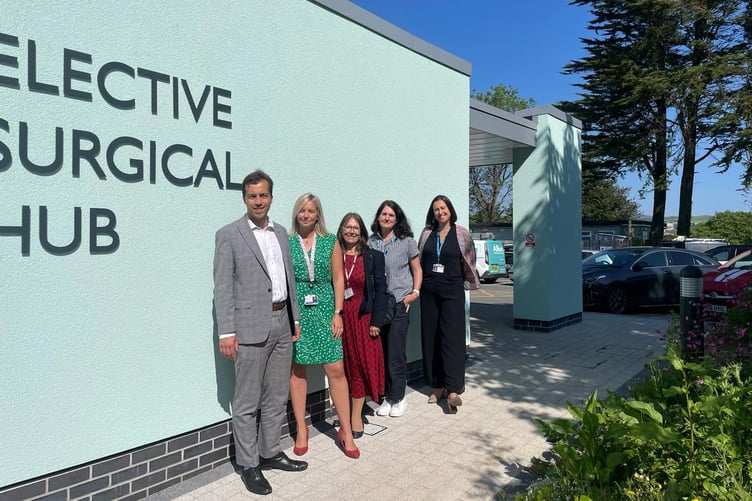 Noah Law MP, pictured during a visit to the St Austell Community Hospital site, with Cornwall Partnership NHS Foundation Trust chief executive Debbie Richards (centre) and hospital staff. (Picture: Jake Bonetta)