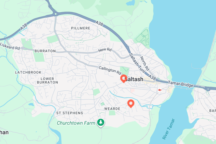 Power cuts hit a small area of Saltash this morning, with power quickly being restored by engineers