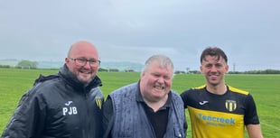 Blind groundhopper visits Looe for his 1,904th football match