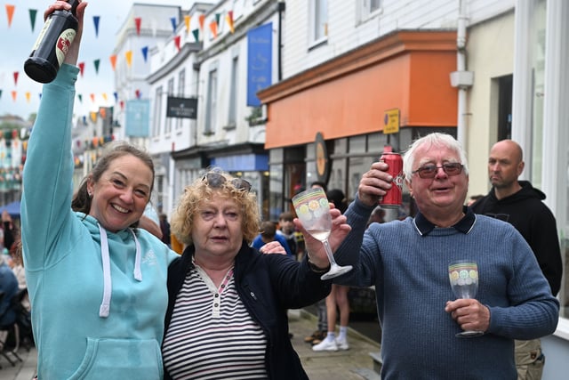 Big lunch defies weather for community fun