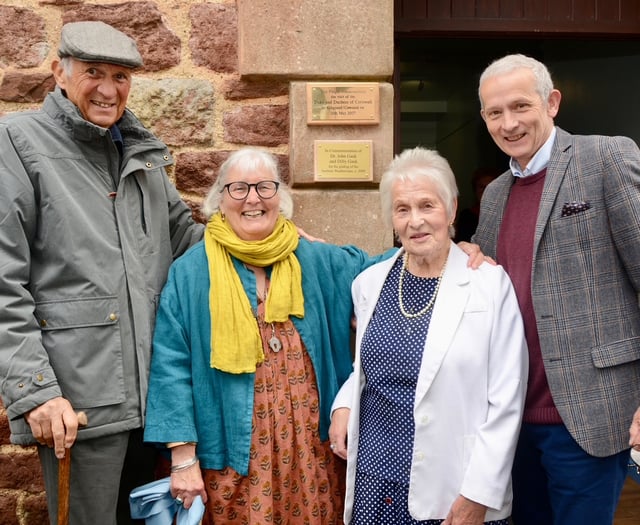 New plaques unveiled in tribute to royal visit and village heritage