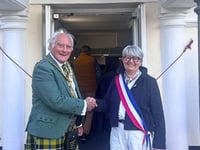 Twinned towns mark milestone friendship anniversary celebration