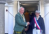 Twinned towns mark milestone friendship anniversary celebration