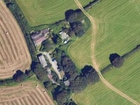 Advice sought on proposal to redevelop farmhouse site