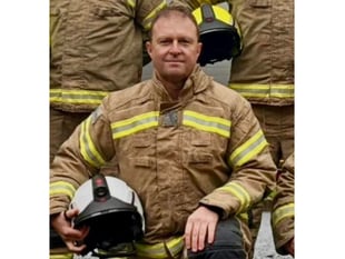 Fire service pay tribute to retiring watch manager