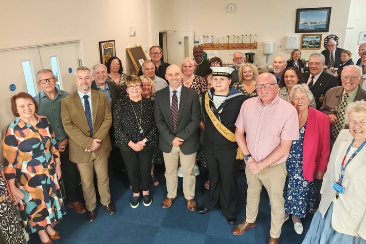 New Commanding Officer of HMS Raleigh, Colonel Chris Hall MBE, is welcomed to the town by mayor Cllr Julia Martin and other town representatives (Picture: Katie Martin Photography)