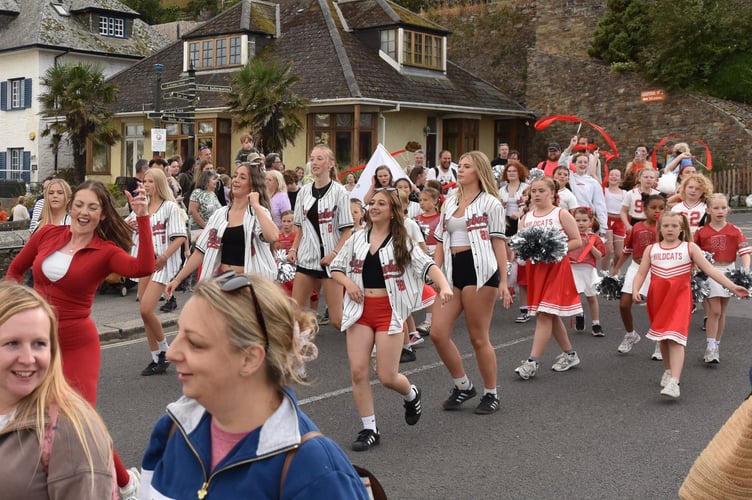 Looe Carnival 5.