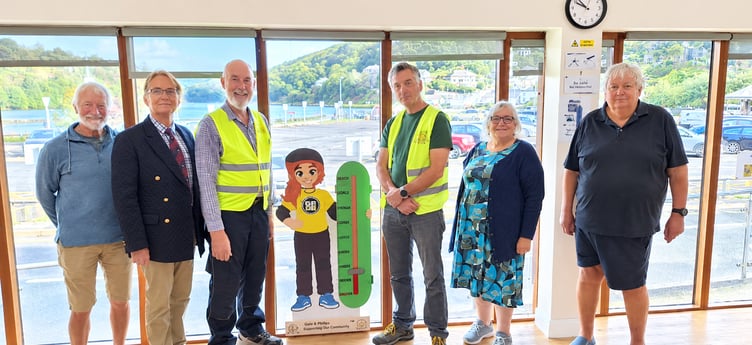 Pictured in front of the new eye-catching fundraising display are Micky Macartney – Looe Development trust trustee, Justin Spreckley – Chair of Looe Development Trust, Chris Roy – Chair of Looe Shedders, Rob Hamblett – Looe Shedders, Kim Spencer – LDT Trustee and project lead and
Malcolm Garrington – Vice Chair LDT.