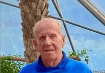 Tributes paid to founding member of rowing club