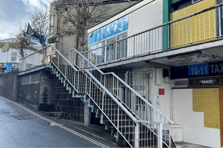 Plans submitted to convert the redundant public conveniences in Beach Road into a flexible commercial space comprising a bar, office space or potentially both